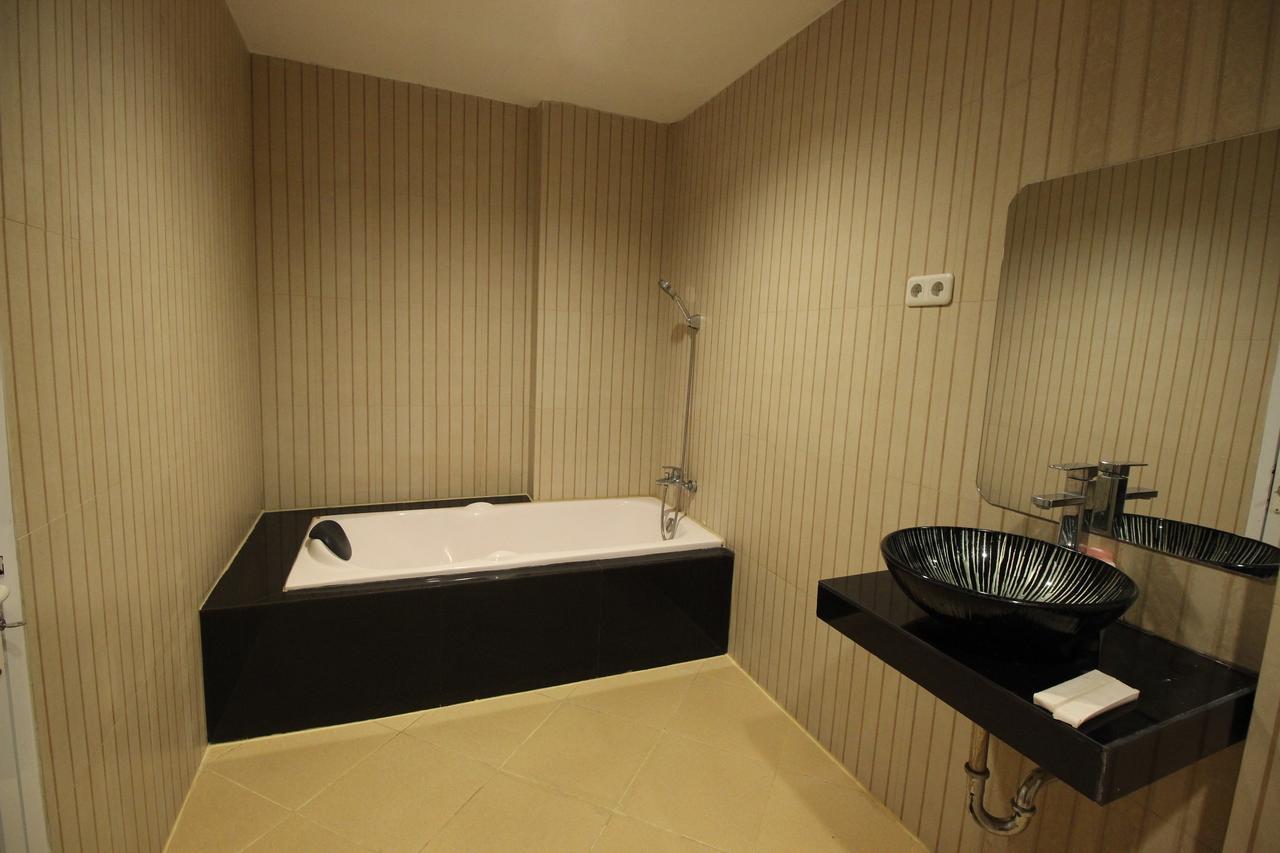 Hannah Hotel Syariah Painan Extérieur photo