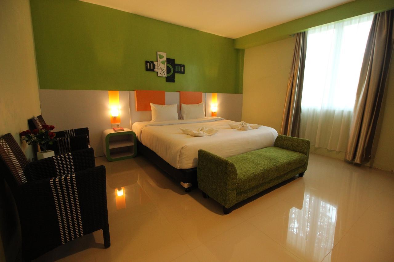 Hannah Hotel Syariah Painan Extérieur photo